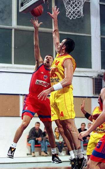 «Διπλό» του Κεραυνού Λευκωσίας στο Παρίσι