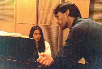 Διεθνής αναγνώριση και έντονη δραστηριότητα για την Ελένη Καραΐνδρου