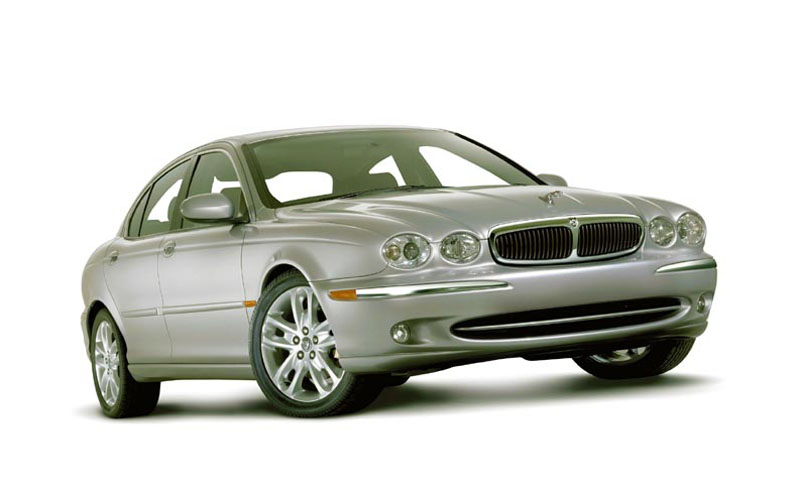 Στη γενιά του Internet στοχεύει η Jaguar X-Type