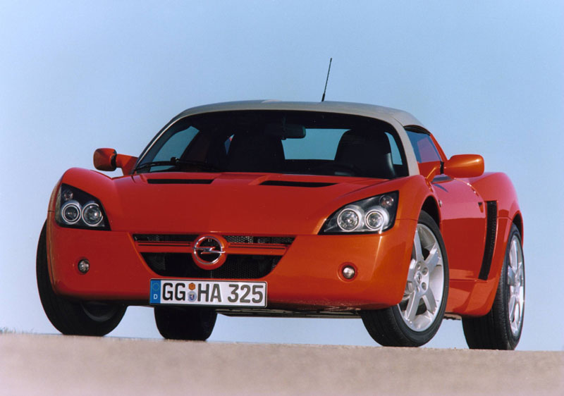 Πωλήθηκε μέσω Διαδικτύου το πρώτο Opel Speedster