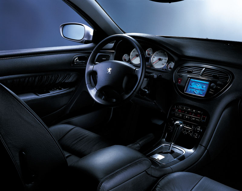 Δορυφορική πλοήγηση στο βασικό εξοπλισμό των Peugeot 406 και 607