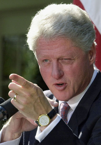 Αυστηρότερο νομοσχέδιο για την οδική ασφάλεια υπέγραψε ο Β.Clinton