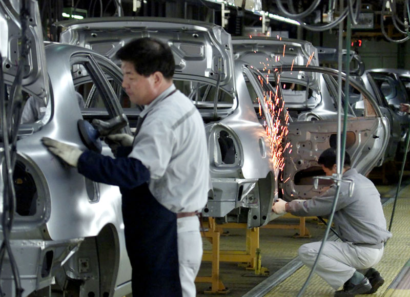 Προ των πυλών της χρεοκοπίας βρίσκεται η Daewoo