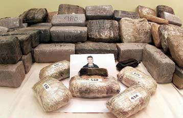 Σημαντική επιτυχία της ΕΛ.ΑΣ. η κατάσχεση ποσότητας – ρεκόρ ναρκωτικών στην Αθήνα