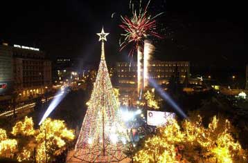 Πρωτοχρονιά με πολλή μουσική και εκπλήξεις από τους δήμους