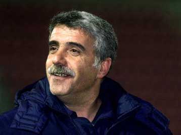 Οι παίκτες Πρωτοχρονιά στο γήπεδο και ο Παθιακάκης στο κυνήγι του «λαχείου»