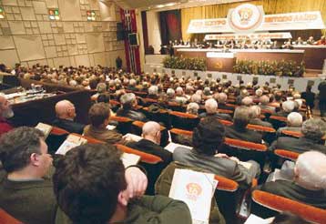 Η δημιουργία αντιιμπεριαλιστικού αντιμονοπωλιακού μετώπου ο στόχος του ΚΚΕ