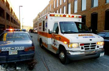 Ένοπλοι εισέβαλαν σε σπίτι και σκότωσαν επτά ανθρώπους στη Φιλαδέλφεια των ΗΠΑ