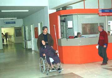 Αντίθετη η ΟΚΕ στα ιδιωτικά απογευματινά ιατρεία στο ΕΣΥ- Ζητά παράταση του ωραρίου λειτουργίας των