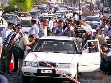 Φορτηγάκι της Αντιτρομοκρατικής εκλάπη στα Πατήσια