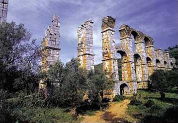 Ο φωτογραφικός φακός της Λίζας Έβερτ στα «βήματα» του Αποστόλου Παύλου