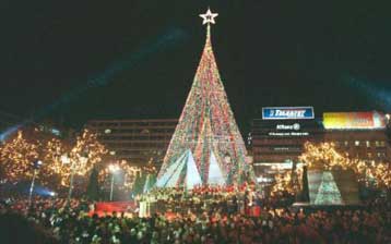 Παραμονή Πρωτοχρονιάς στην πλατεία Συντάγματος