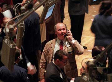 Πτωτικές τάσεις επικρατούν στη Γουόλ Στριτ κατά το άνοιγμα της Τετάρτης