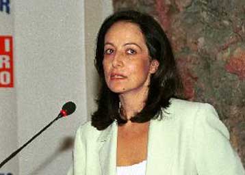 Σχέδιο κατά της φτώχειας, «διαδοχολογία» και Αβραμόπουλος στο επίκεντρο συνέντευξης της Α.Διαμαντοπο