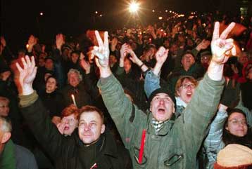 Σε κατάσταση πολιορκίας η τσεχική κρατική τηλεόραση