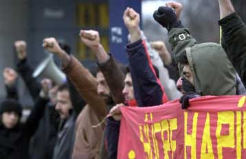 Απειλές της Τουρκίας προς την Ολλανδία με αφορμή τις εξεγέρσεις στις φυλακές