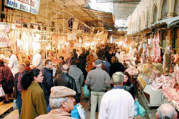 Ο 13ος μισθός δίνει ώθηση στην αγορά