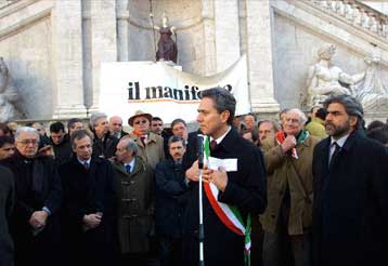 Aυστηρά μέτρα ασφαλείας σε ιταλικές εφημερίδες και κόμματα μετά την επίθεση στην Il Manifesto