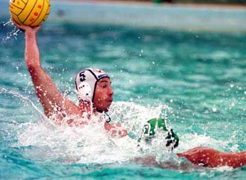 Επιστροφή στις νίκες για τη Βουλιαγμένη με 10-9 επί του ΠΑΟ για την Α1 πόλο