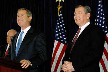 Αντιδράσεις προκαλούν οι επιλογές του Μπους για τα υπουργεία Δικαιοσύνης και Περιβάλλοντος