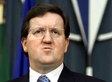 Δραστικά μέτρα θα λάβει το ΝΑΤΟ για να σταματήσει η βία στη νότια Σερβία, δηλώνει ο Ρόμπερτσον