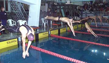 «Έπεσαν» επτά ρεκόρ στο διασυλλογικό κύπελλο κολύμβησης