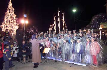 Με τη Γιορτή των Αστεριών υποδέχεται η Θεσσαλονίκη το 2001