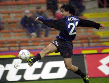 Ο Αλβάρο Ρεκόμπα ο πιο ακριβοπληρωμένος ποδοσφαιριστής του πλανήτη