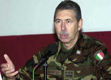 Την κατάσταση στο Κόσοβο συζήτησαν ΚFOR και Βελιγράδι