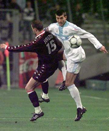 Ανάσανε η Μαρσέιγ νικώντας τη Μονακό με 2-1