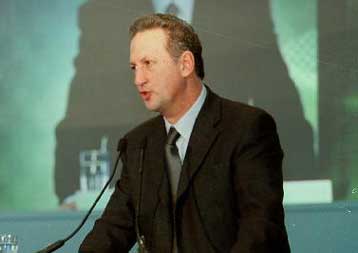 Οικονομία, Αβραμόπουλος και κοινωνικό πρόσωπο επί τάπητος στη συνεδρίαση του ΕΓ του ΠΑΣΟΚ