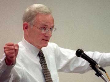 Ο Πολ Ο Νιλ νέος υπουργός Οικονομικών των ΗΠΑ