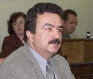 Τον Ιούλιο του 2001 ο διαγωνισμός για τις άδειες κινητής τηλεφωνίας τρίτης γενιάς