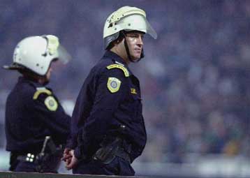 Νέα υπόθεση διαφθοράς στην ΕΛ.ΑΣ. – Αστυνομικοί πωλούσαν προστασία σε οίκους ανοχής