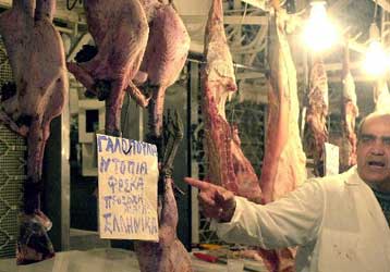 Αποκλιμάκωση των τιμών στην εγχώρια αγορά κρέατος αποφάσισε η κυβέρνηση