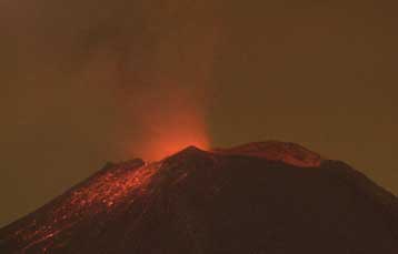 Εξερράγη το Ποποκατεπέτλ τα ξημερώματα της Τρίτης