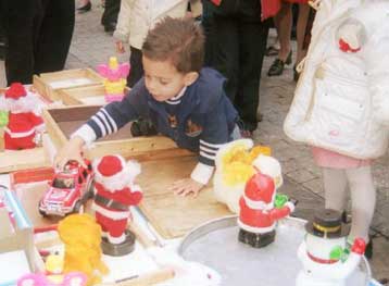 Γονείς, προσοχή στα παιχνίδια των Χριστουγέννων, τονίζει το ΚΕΠΚΑ