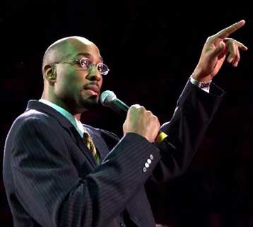 Μούρνινγκ και Έντουαρντς κορυφαία ονόματα του μπάσκετ από… άλλον πλανήτη