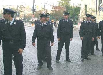 Σε αστυνομικό κλοιό η Αττική τις γιορτές για την προστασία των πολιτών
