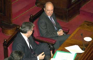 Ξεκίνησε η συζήτηση για τον προϋπολογισμό στη Βουλή – Τοποθετήσεις των εισηγητών των κομμάτων