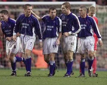 Ο θρίαμβος της Λίβερπουλ στο Old Trafford αύξησε τις πιθανότητές της για τον τίτλο