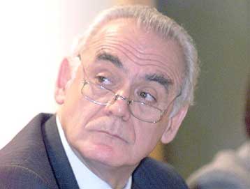 Η χώρα δείχνει σαν να μην έχει μπούσουλα, εκτιμά ο Α.Τσοχατζόπουλος