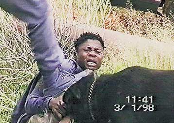 Συγγνώμη για το απαρτχάιντ ζητούν οι λευκοί στη Ν.Αφρική