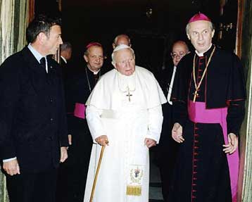 Επεισόδια με έναν τραυματία στο Βατικανό λόγω της επίσκεψης Χάιντερ