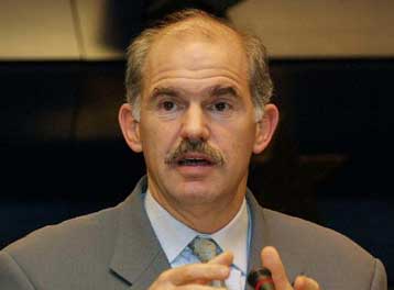 Επιφυλακτική η Αθήνα για αλλαγή της στάσης της Τουρκίας στο θέμα της ευρωάμυνας