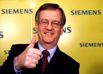 Αναδιάρθρωση και διψήφιο ρυθμό πωλήσεων αναμένει η Siemens για το 2001