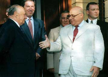 Οι ΗΠΑ καλούν τον Ντενκτάς να προσέλθει στο νέο γύρο συνομιλιών για το Κυπριακό