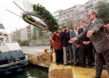 Τραγικό παιχνίδι έπαιξε η μοίρα σε δύο οικογένειες που έχασαν συγγενείς τους στο ναυάγιο της Πάρου