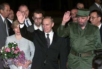 Οι οικονομικές σχέσεις Ρωσίας – Κούβας στο επίκεντρο της συνάντησης του Πούτιν με τον Κάστρο