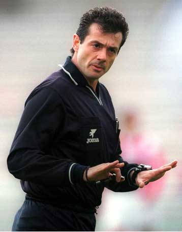 Στην κορυφαία κατηγορία διαιτητών της UEFA ο Κύρος Βασσάρας